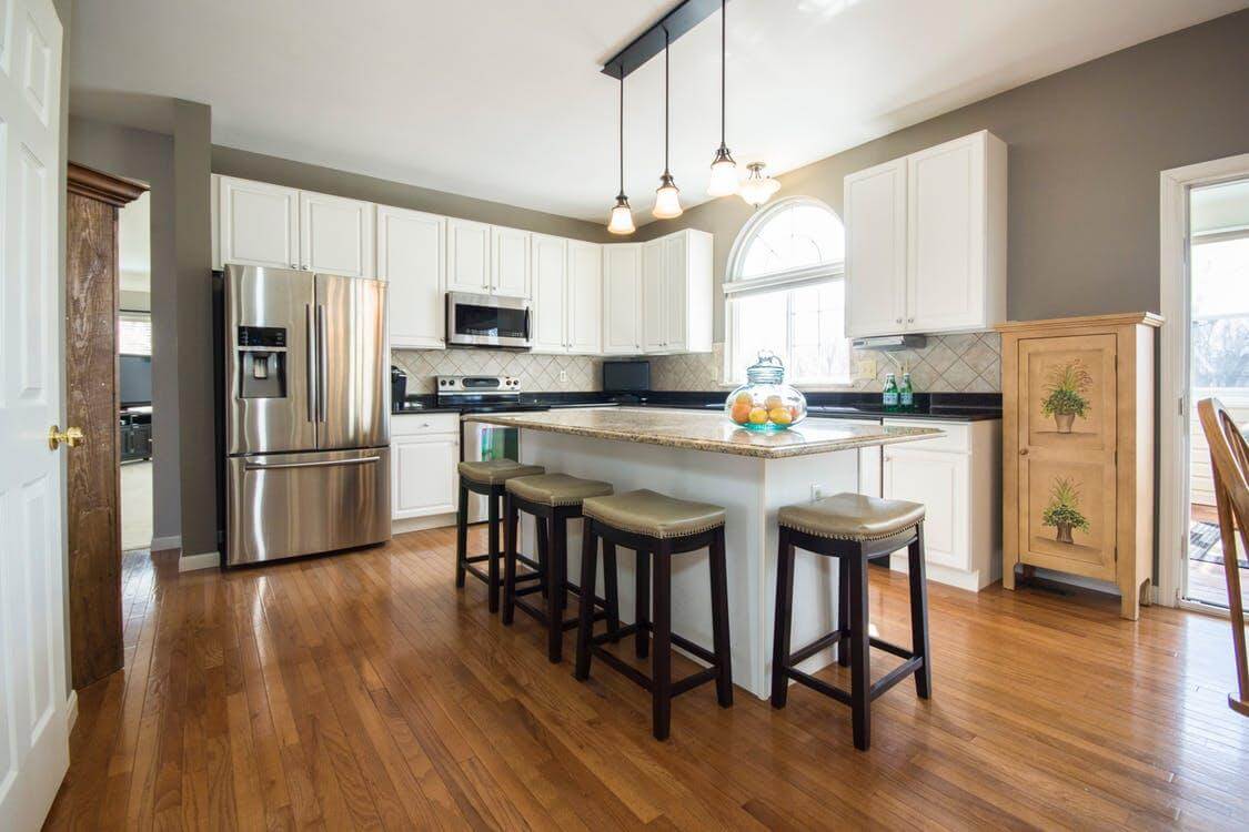 Lay Wood Flooring Interior Design, Which Direction To Lay Flooring In Kitchen
